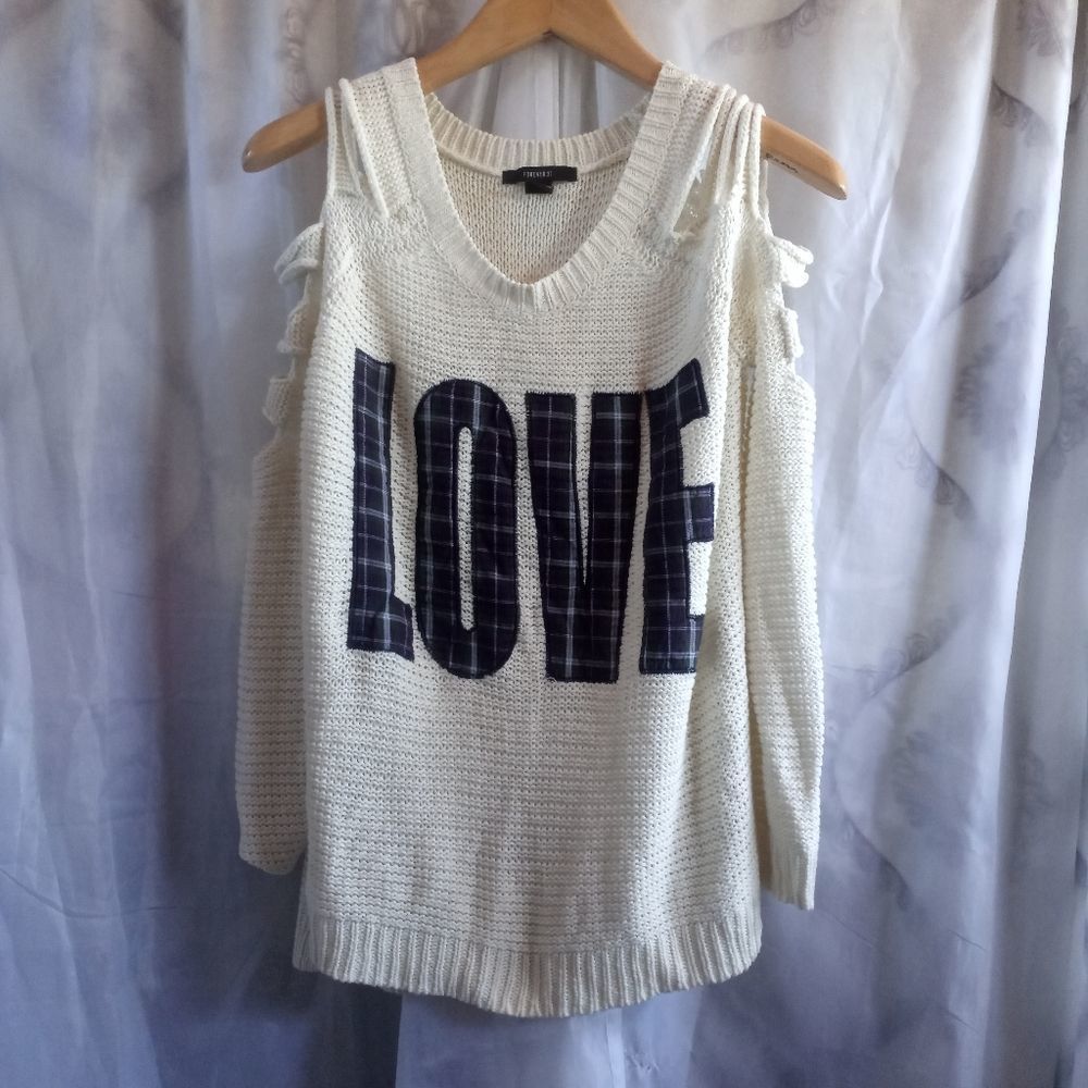 Forever 21 sweater size small ( bag Y )